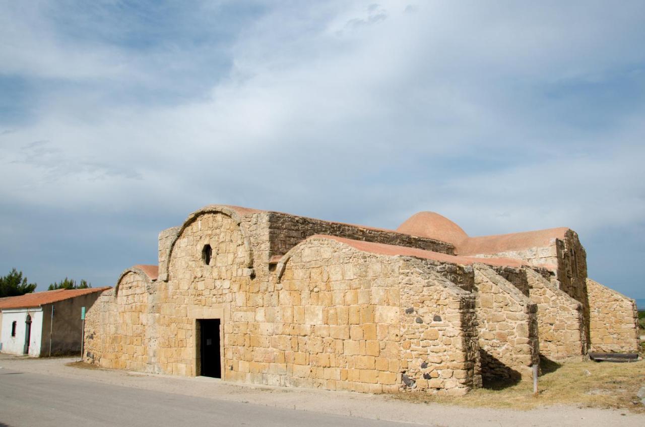 Cabras, Vacanze A Due Passi Dal Mare Exterior foto